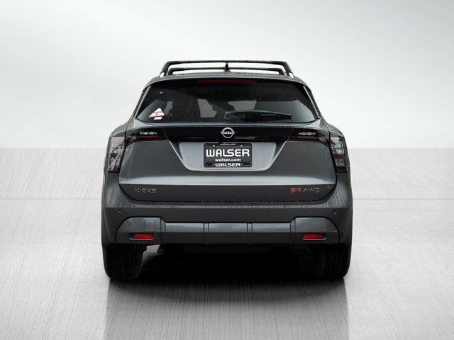 2026 Nissan Kicks SR