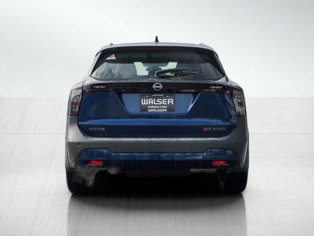 2026 Nissan Kicks SR