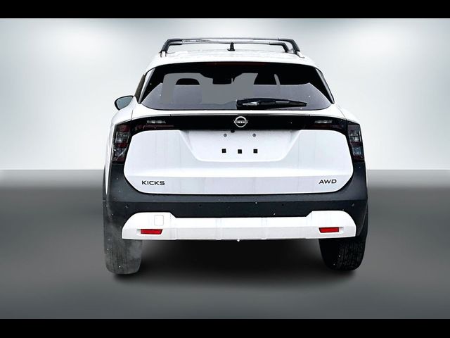 2026 Nissan Kicks SV