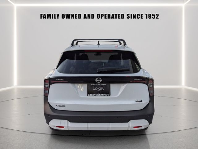2026 Nissan Kicks SV