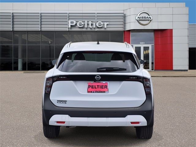 2026 Nissan Kicks SV