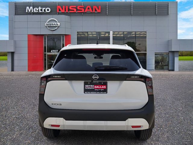 2026 Nissan Kicks SV