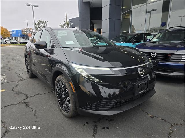 2026 Nissan LEAF PLATINUM+