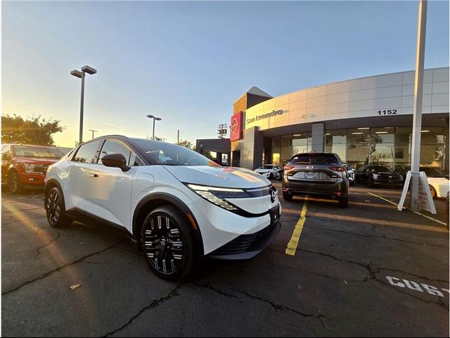 2026 Nissan LEAF PLATINUM+