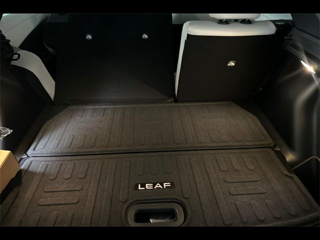 2026 Nissan LEAF PLATINUM+