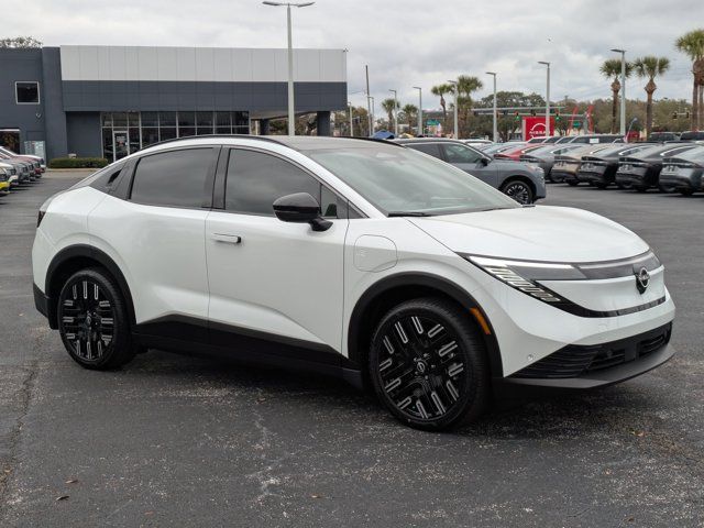 2026 Nissan LEAF PLATINUM+