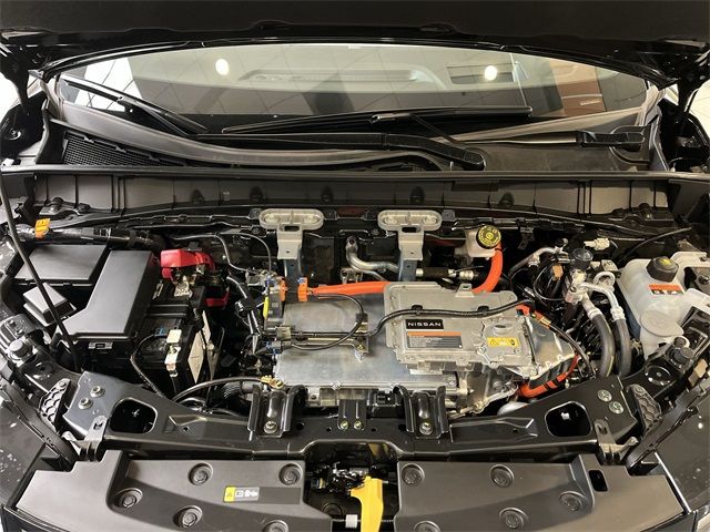 2026 Nissan LEAF PLATINUM+