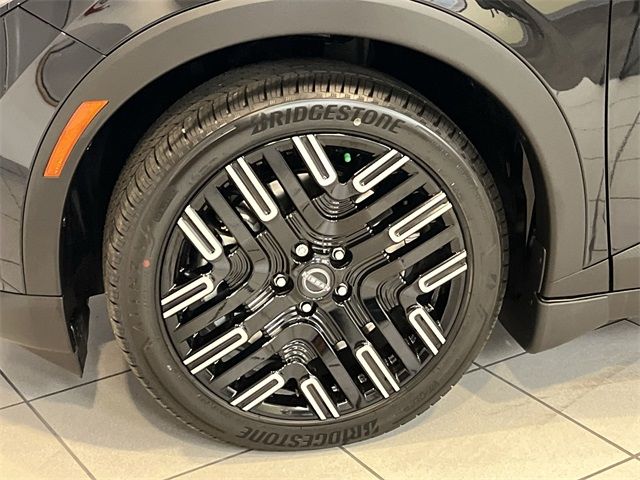 2026 Nissan LEAF PLATINUM+