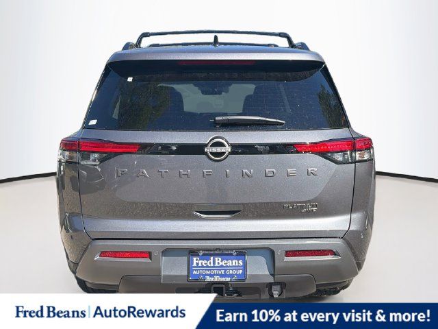 2026 Nissan Pathfinder Platinum