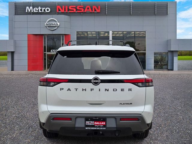 2026 Nissan Pathfinder Platinum