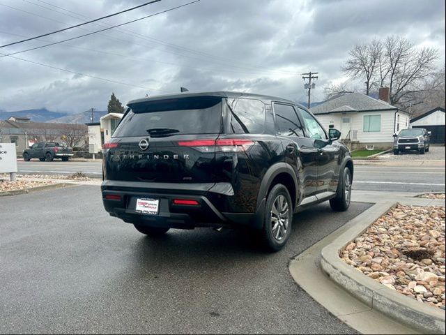 2026 Nissan Pathfinder S