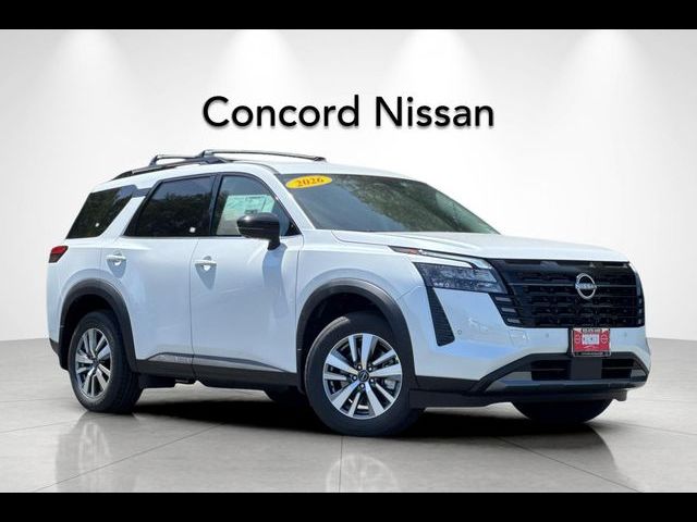 2026 Nissan Pathfinder SL