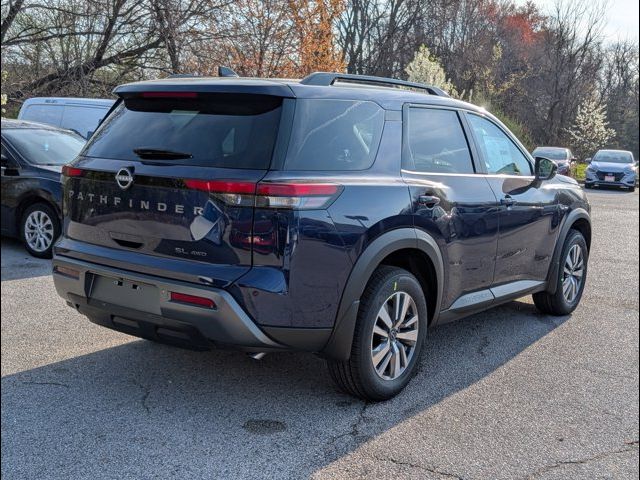 2026 Nissan Pathfinder SL