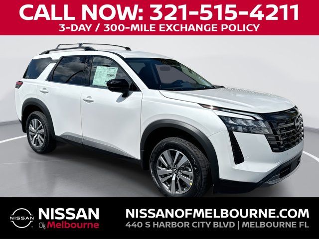 2026 Nissan Pathfinder SL