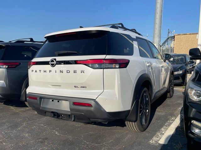 2026 Nissan Pathfinder SL