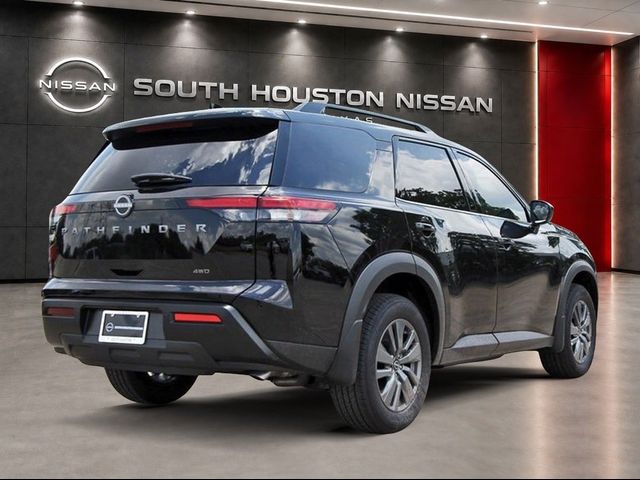 2026 Nissan Pathfinder SV