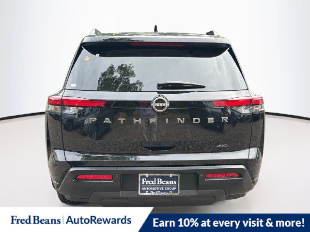 2026 Nissan Pathfinder SV