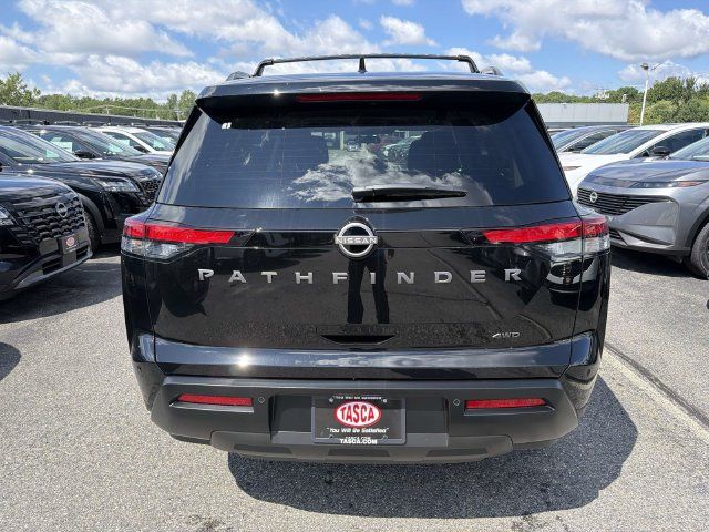 2026 Nissan Pathfinder SV