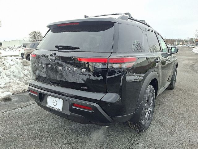 2026 Nissan Pathfinder SV