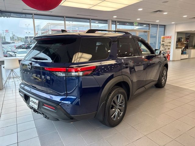 2026 Nissan Pathfinder SV