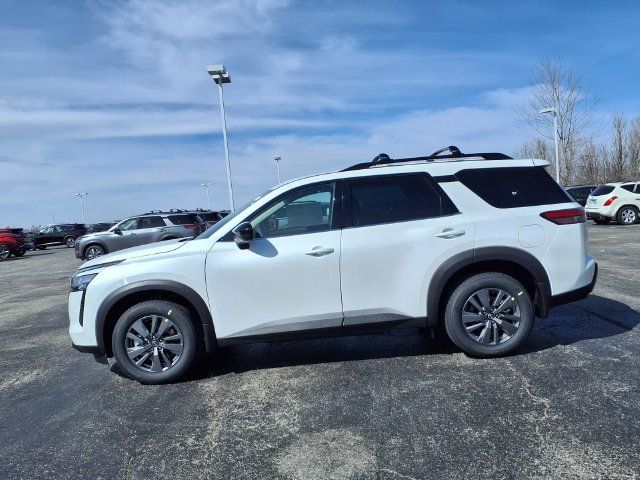 2026 Nissan Pathfinder SV