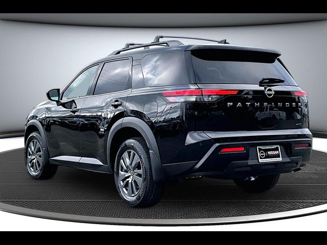 2026 Nissan Pathfinder SV