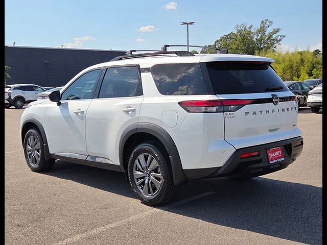 2026 Nissan Pathfinder SV