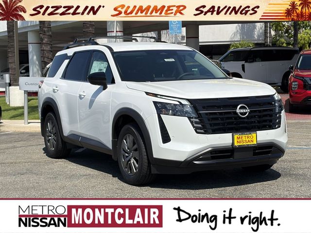 2026 Nissan Pathfinder SV