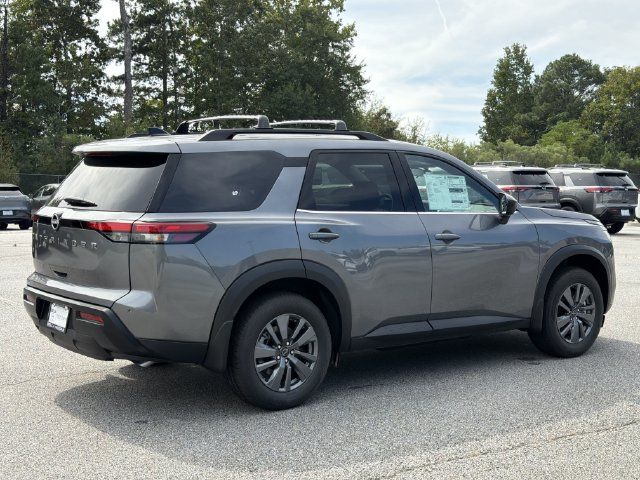 2026 Nissan Pathfinder SV