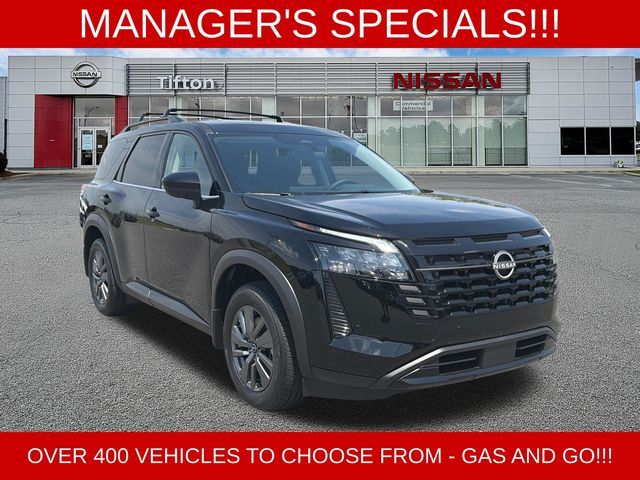 2026 Nissan Pathfinder SV