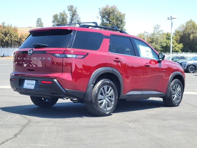 2026 Nissan Pathfinder SV
