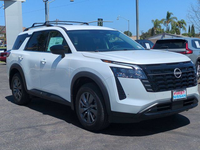 2026 Nissan Pathfinder SV