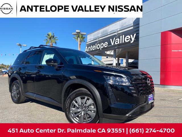 2026 Nissan Pathfinder SV