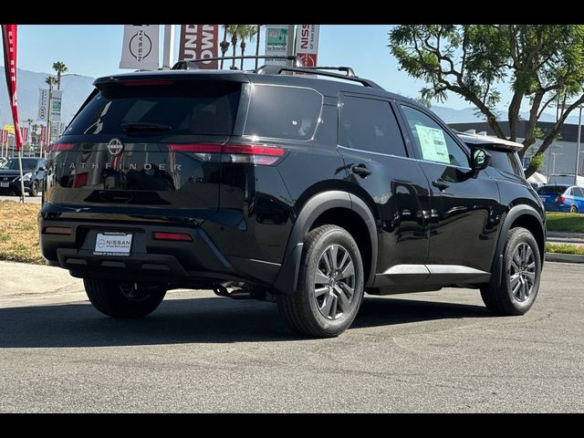 2026 Nissan Pathfinder SV