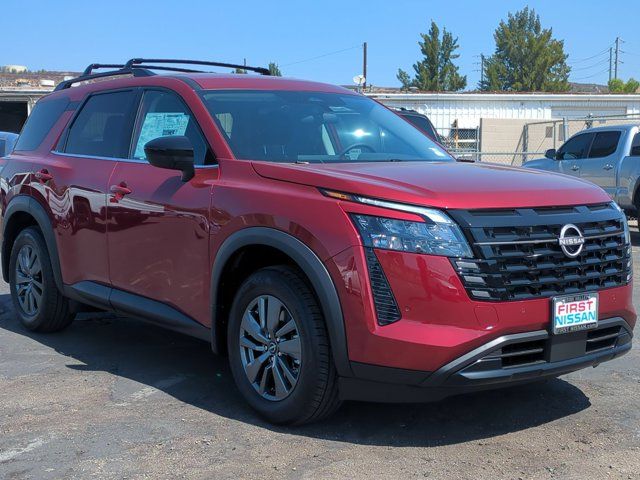 2026 Nissan Pathfinder SV