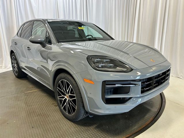 2026 Porsche Cayenne Base
