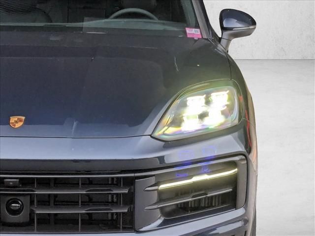 2026 Porsche Cayenne Base