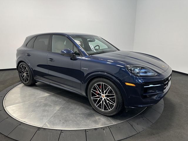 2026 Porsche Cayenne E-Hybrid S