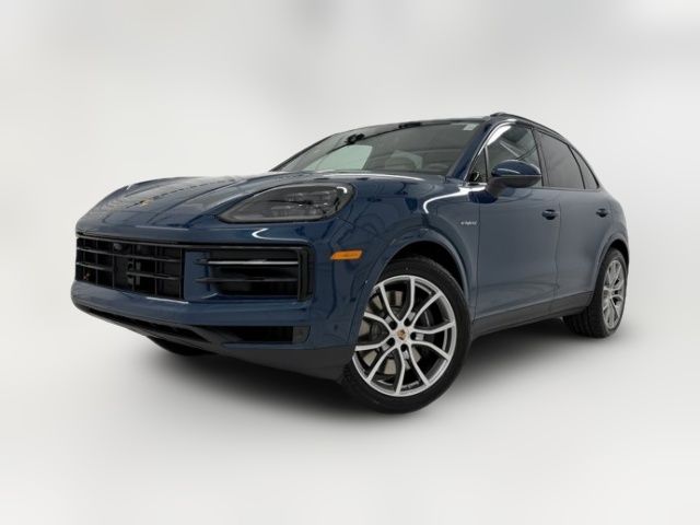 2026 Porsche Cayenne E-Hybrid Base