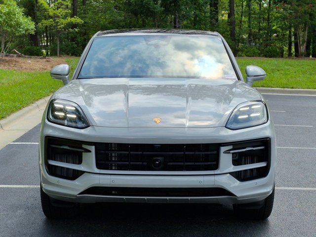 2026 Porsche Cayenne E-Hybrid Base