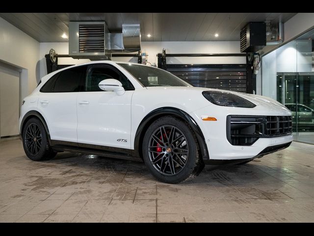 2026 Porsche Cayenne GTS
