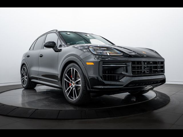 2026 Porsche Cayenne GTS