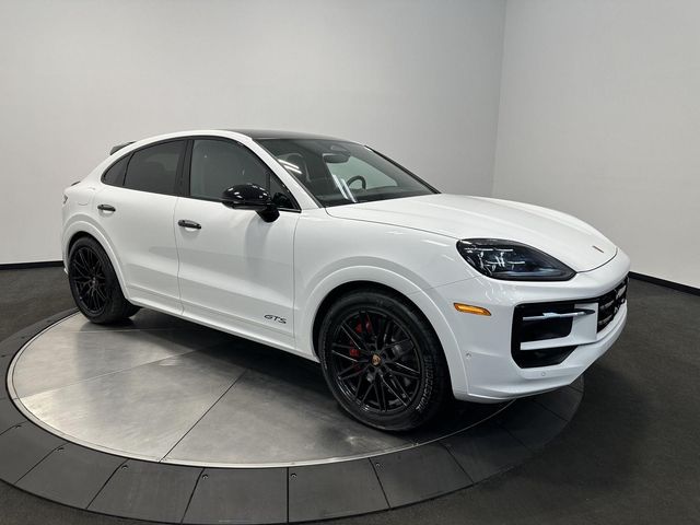 2026 Porsche Cayenne GTS