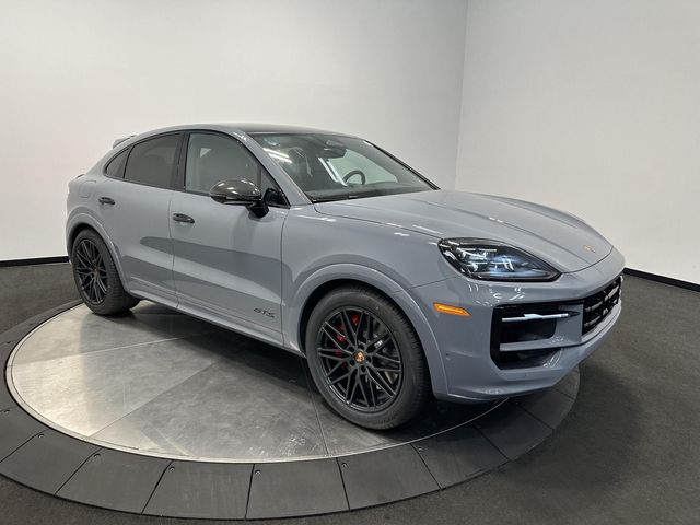 2026 Porsche Cayenne GTS