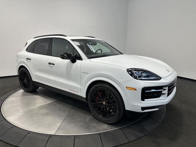 2026 Porsche Cayenne E-Hybrid S