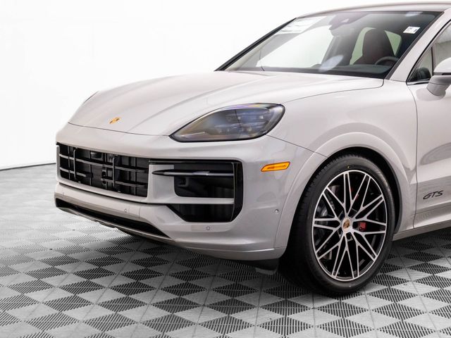 2026 Porsche Cayenne GTS