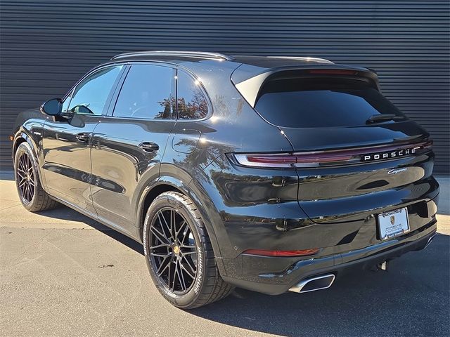 2026 Porsche Cayenne E-Hybrid Base