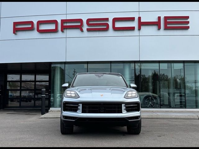 2026 Porsche Cayenne E-Hybrid Base
