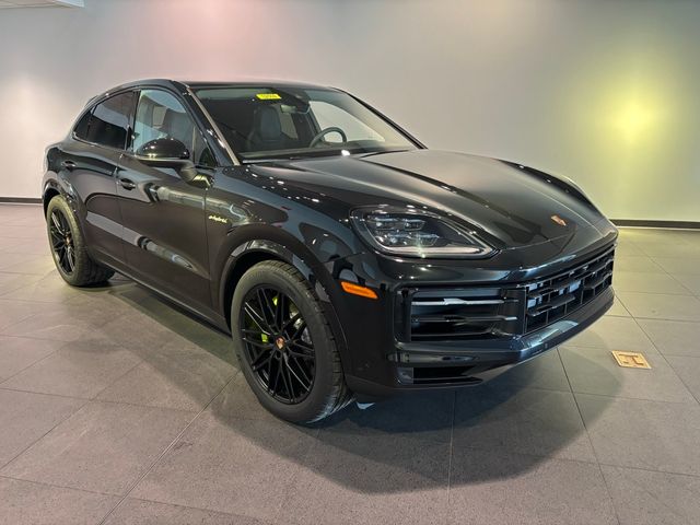 2026 Porsche Cayenne E-Hybrid Base