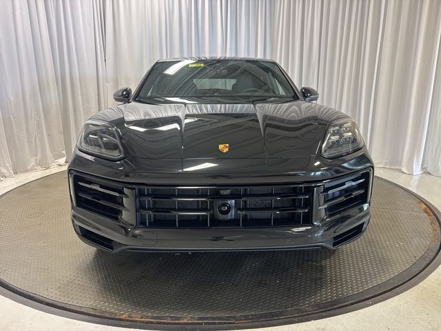 2026 Porsche Cayenne E-Hybrid Base